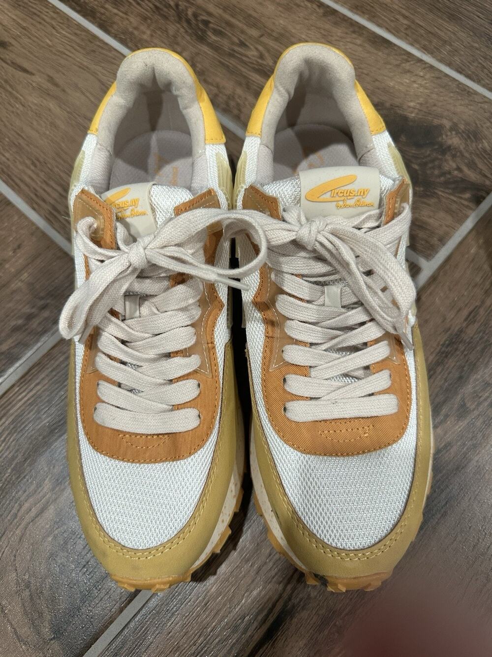 Circus by Sam Edelman Yellow White Mesh Low Top Retro Platform Sneakers Size 9